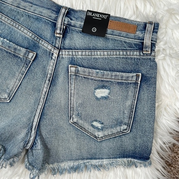 Blank NYC Distressed Denim Shorts Mid Rise Size 24 - Picture 5 of 8